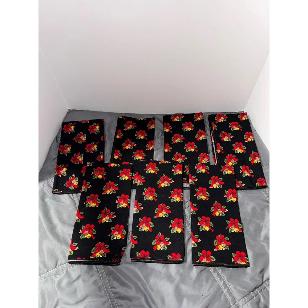 Vintage Christmas Cloth Napkins Set of 7 Black Red Bows Gold Bells Holly 20x20